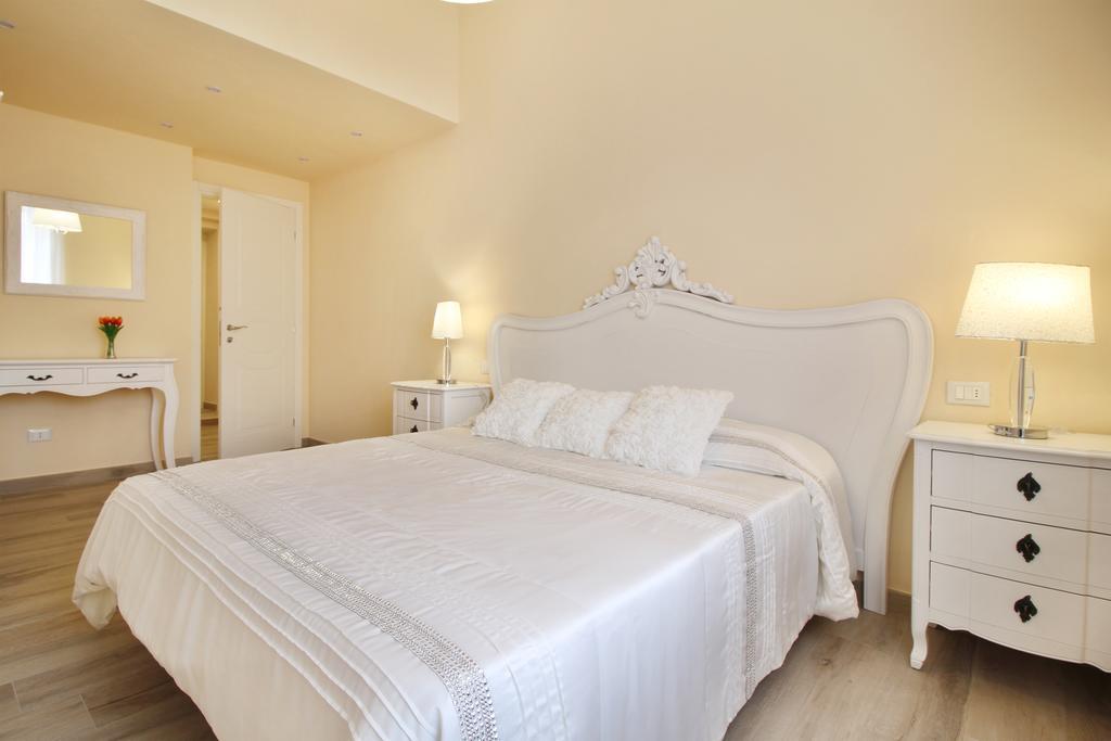 Lucca In Chic - No Ztl - Free Parking - Old City At 10Min By Walk Eksteriør bilde