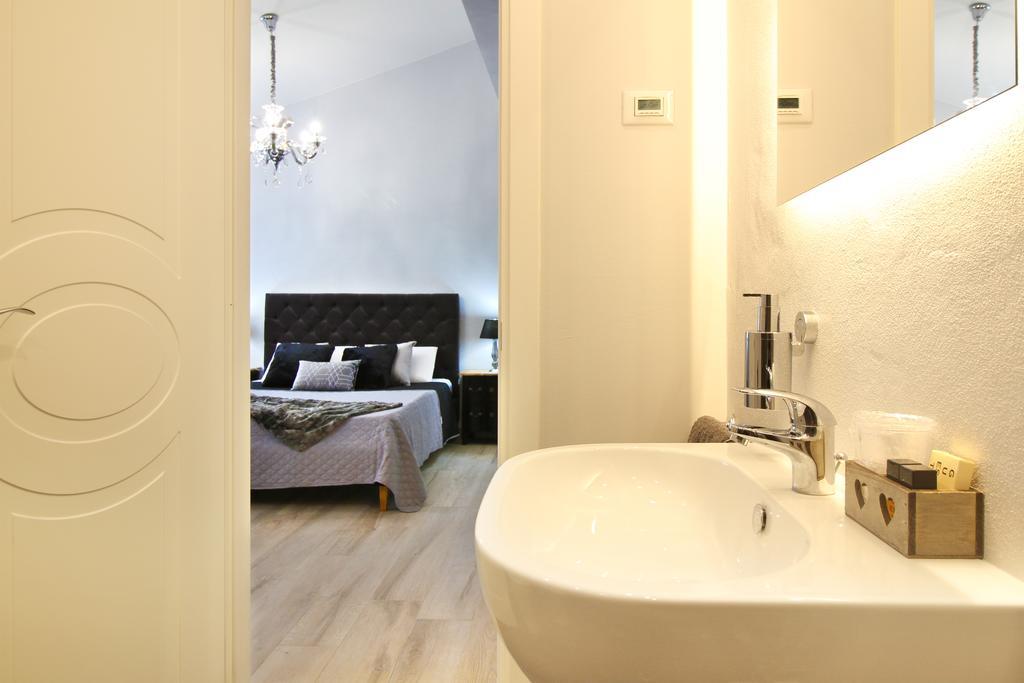 Lucca In Chic - No Ztl - Free Parking - Old City At 10Min By Walk Eksteriør bilde