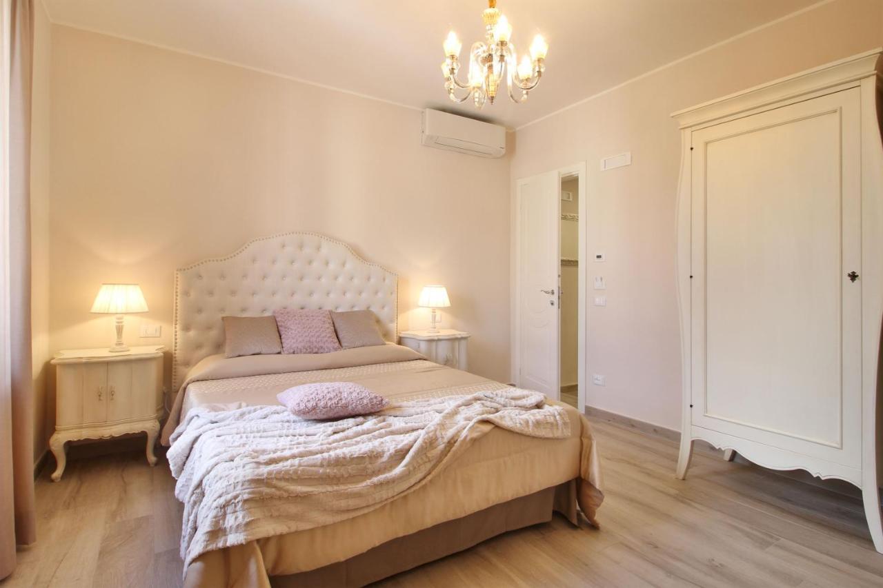 Lucca In Chic - No Ztl - Free Parking - Old City At 10Min By Walk Eksteriør bilde